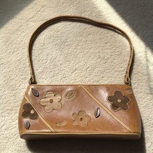 Vintage Leather Daisy Purse